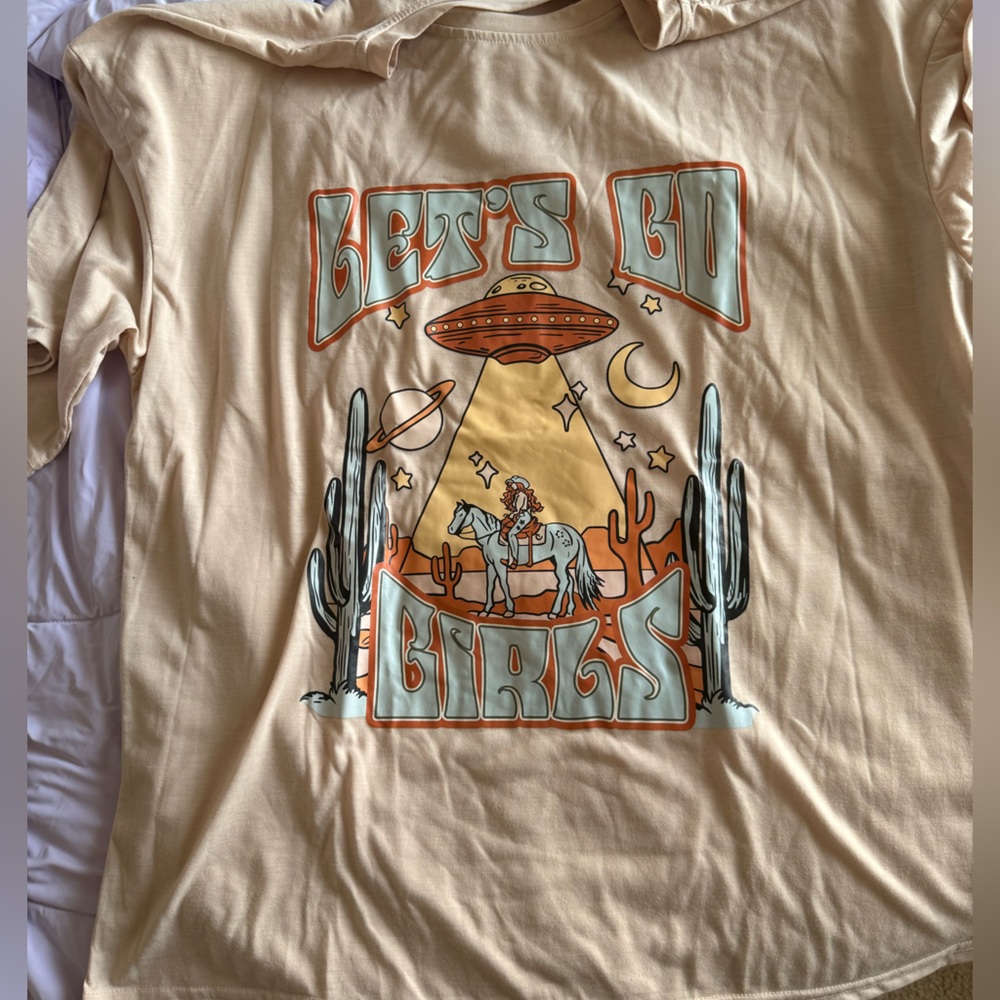 SHEIN Beige Graphic Tee with Western Design